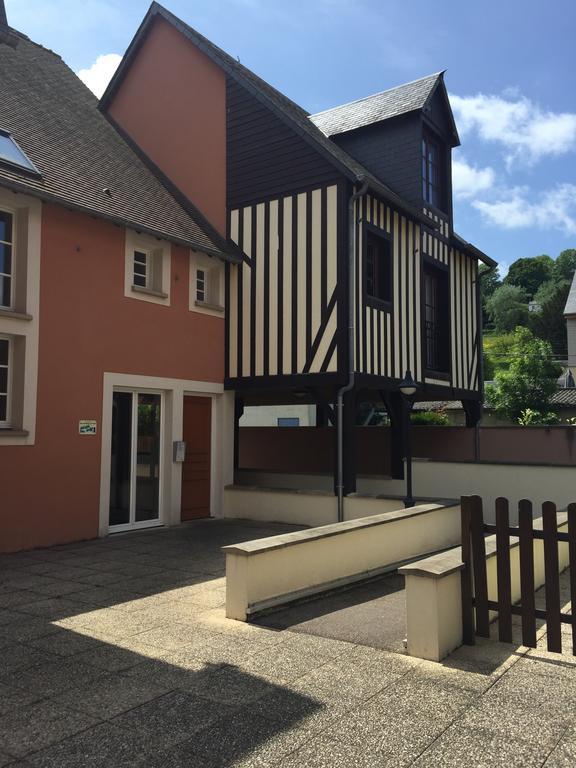 Teeraya Lejlighed Honfleur Eksteriør billede